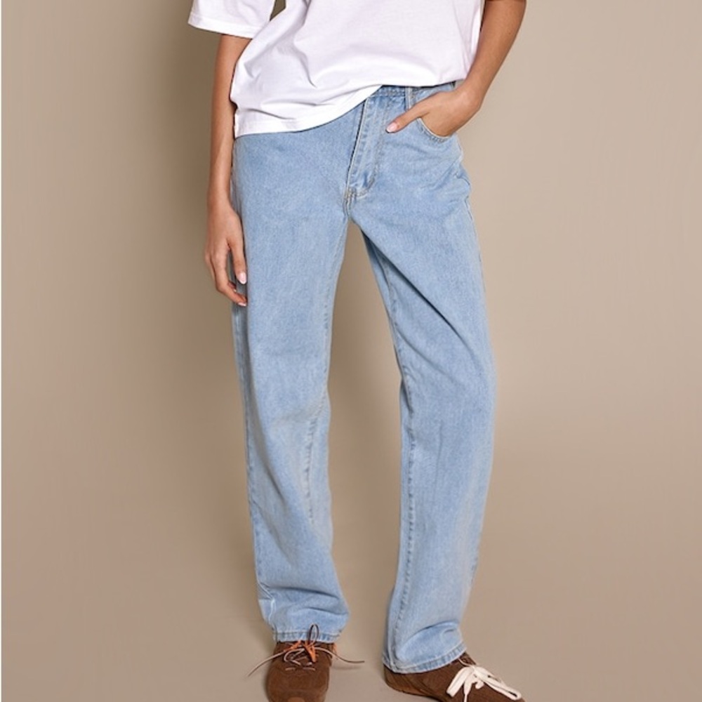 PrettyLittleThing High Rise Straight Relaxed Denim Jeans‎